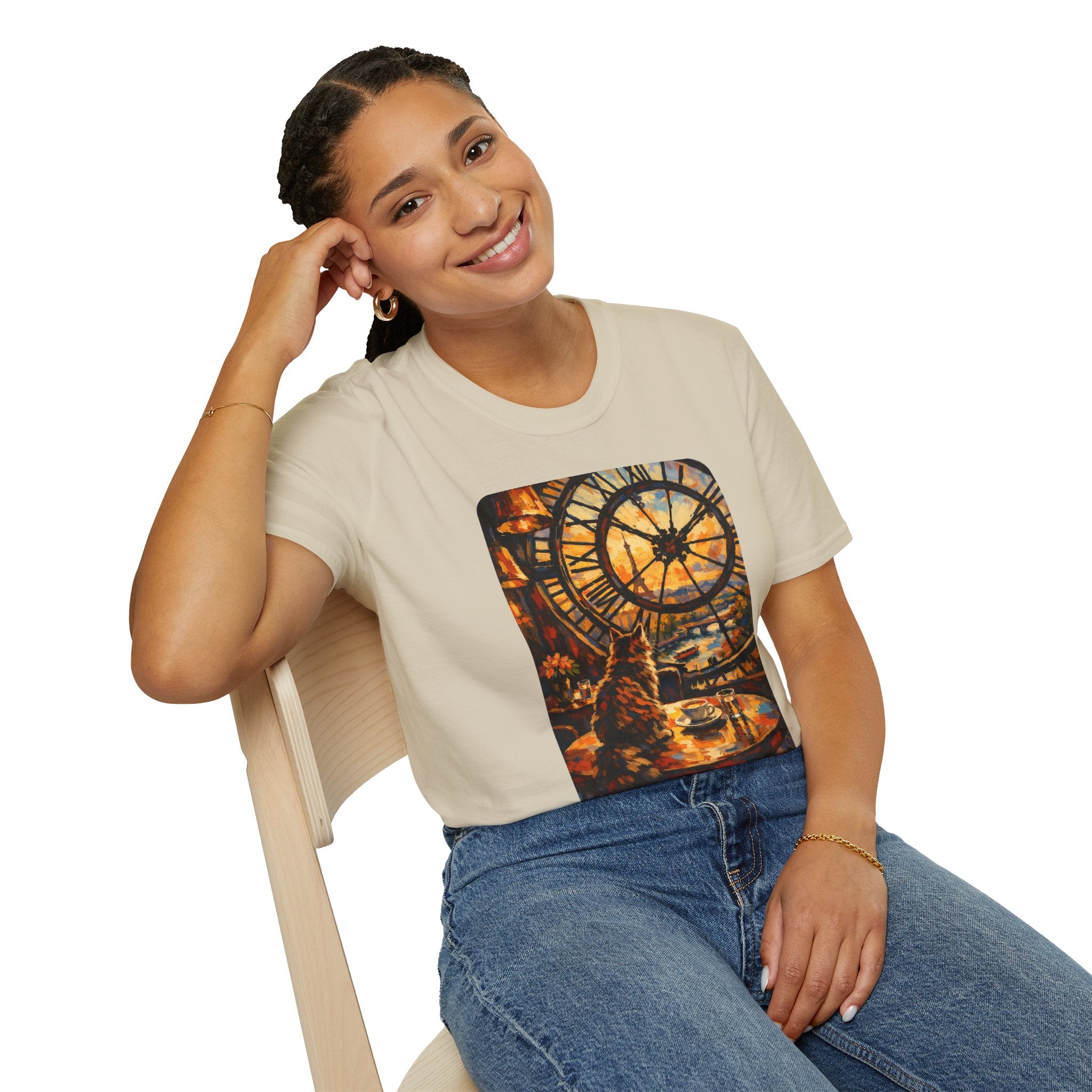 Paris D'Orsay Cafe Cat Illustration T-Shirt | Musée D'Orsay Scene