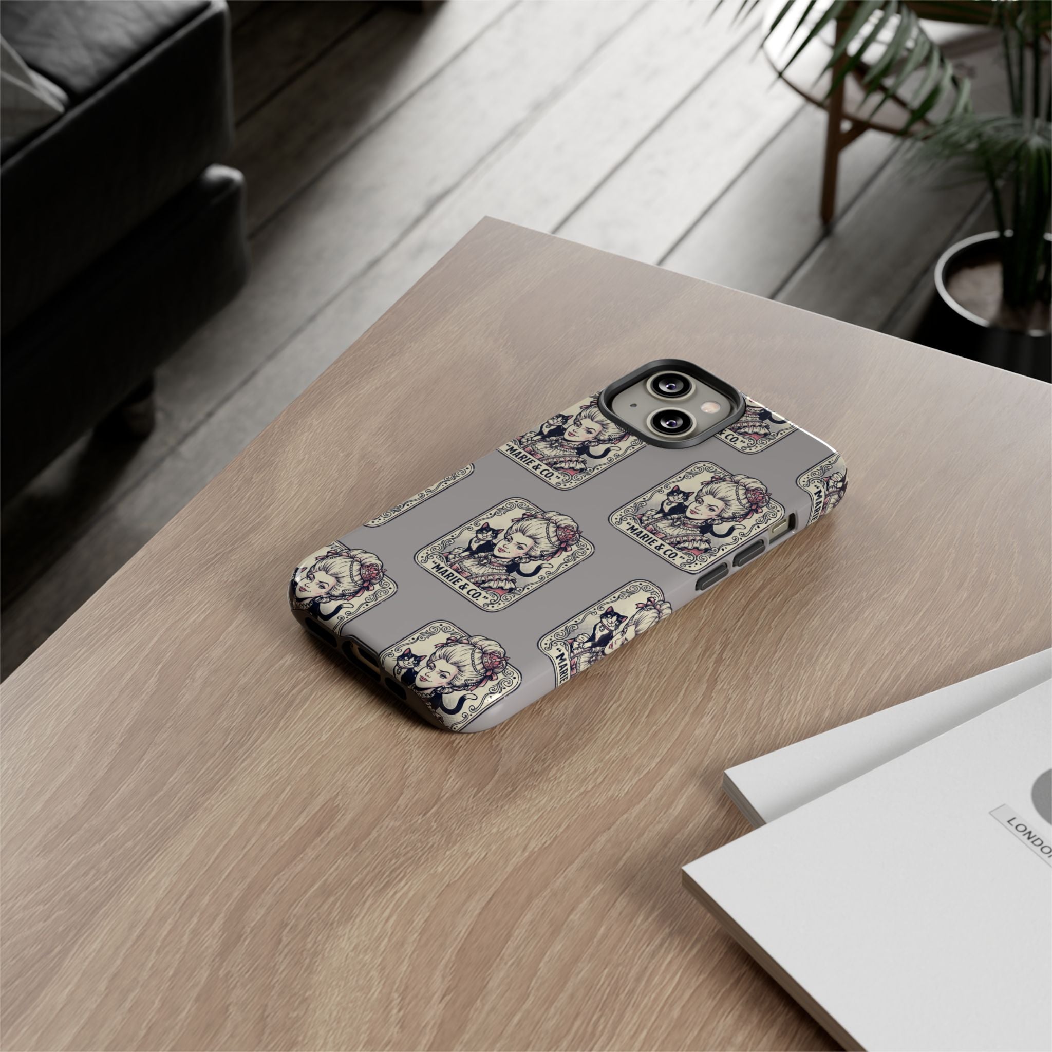 Marie Antoinette & Cat Pattern Tough Phone Case