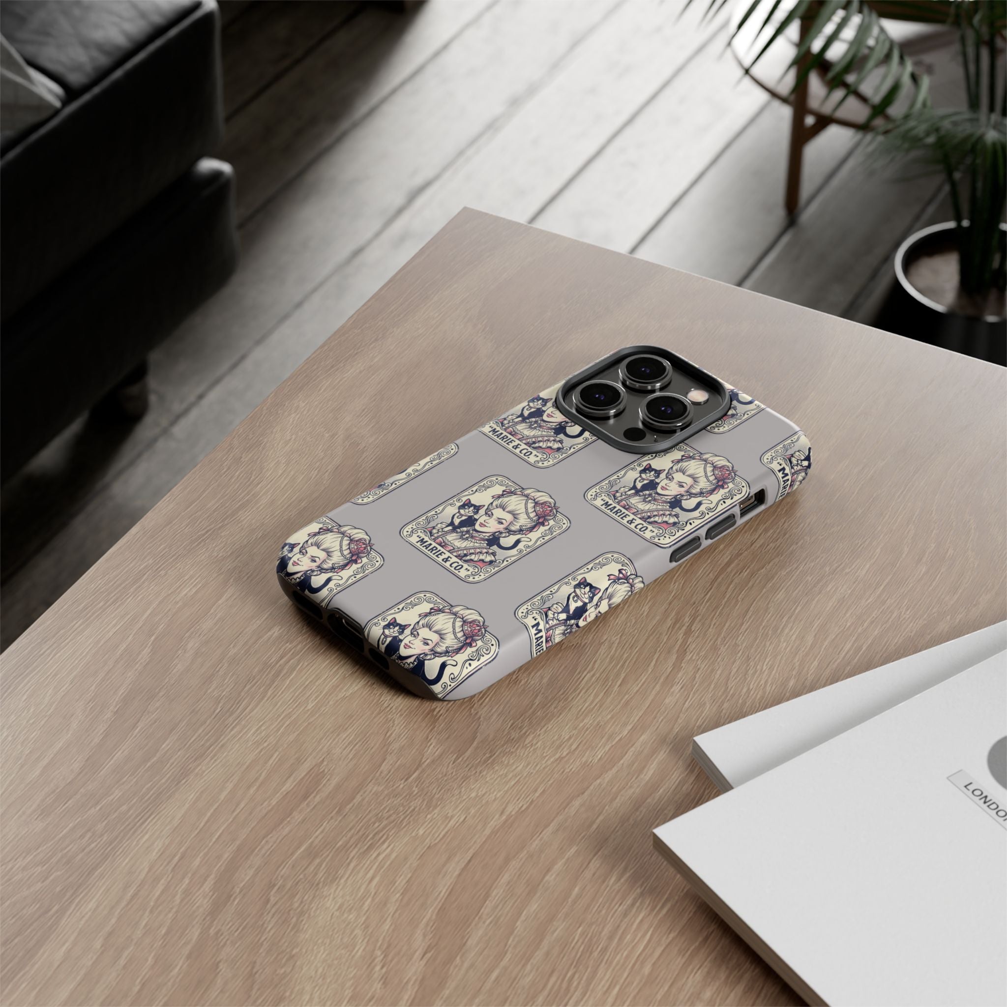 Marie Antoinette & Cat Pattern Tough Phone Case