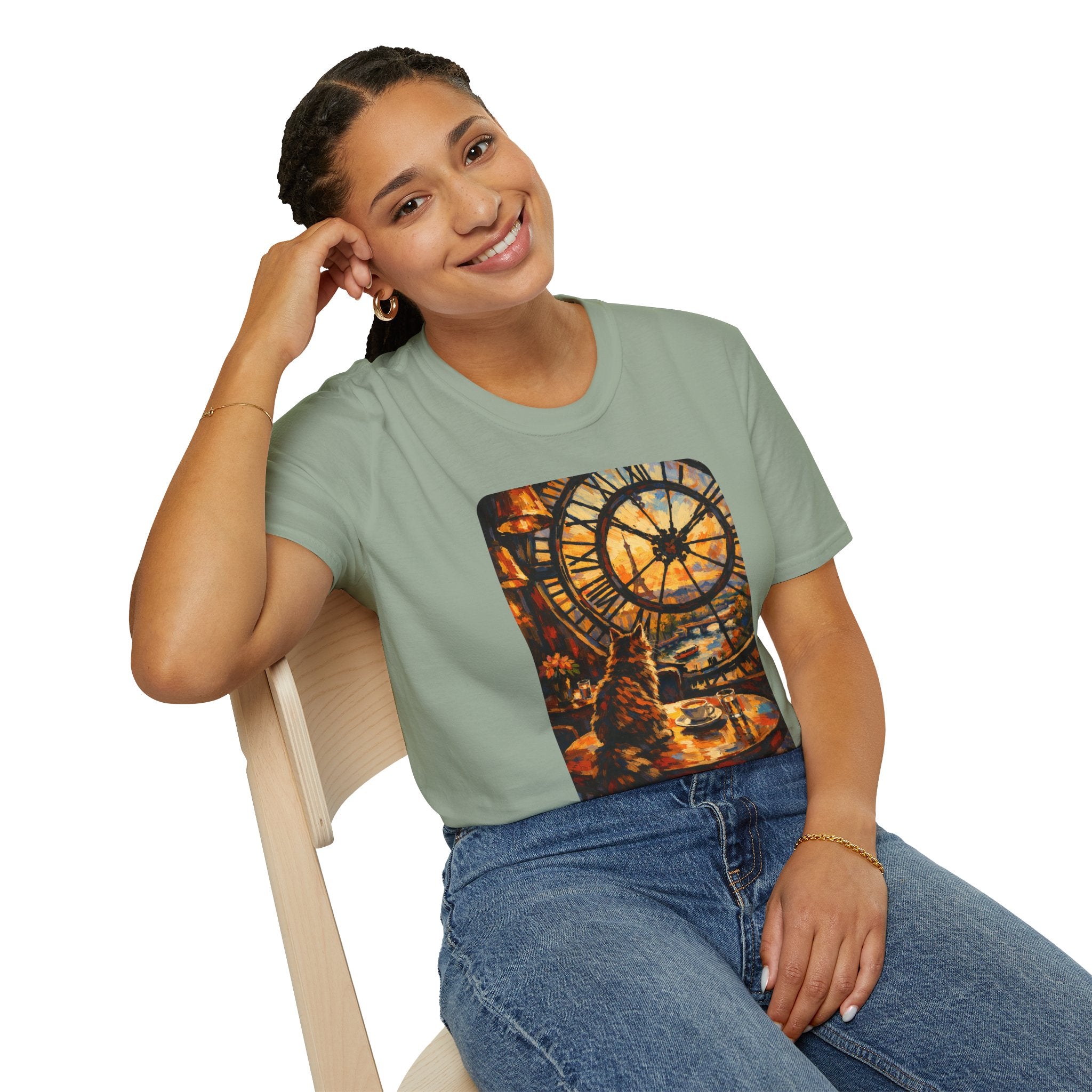 Paris D'Orsay Cafe Cat Illustration T-Shirt | Musée D'Orsay Scene