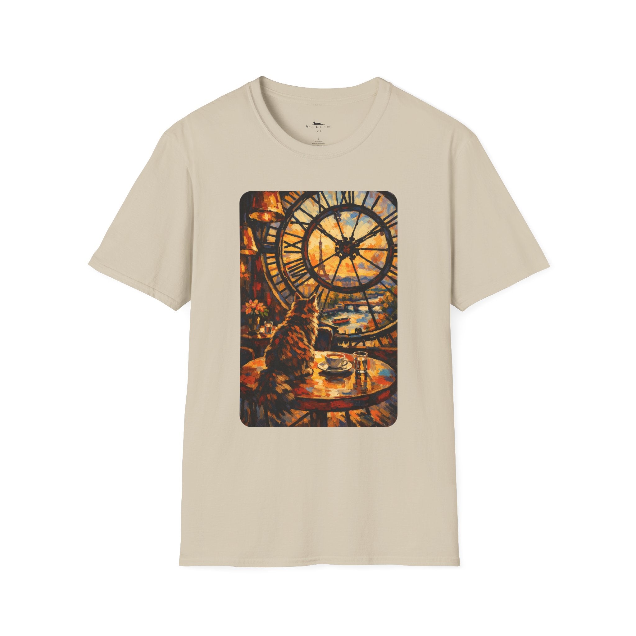 Paris D'Orsay Cafe Cat Illustration T-Shirt | Musée D'Orsay Scene Beige