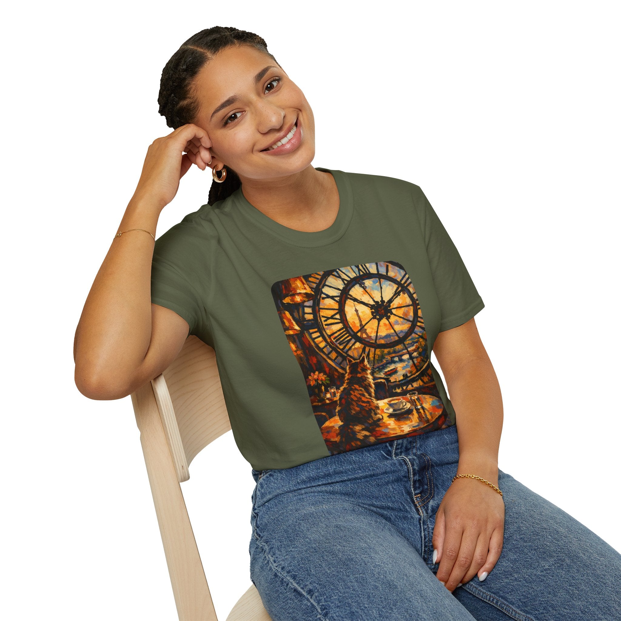 Paris D'Orsay Cafe Cat Illustration T-Shirt | Musée D'Orsay Scene